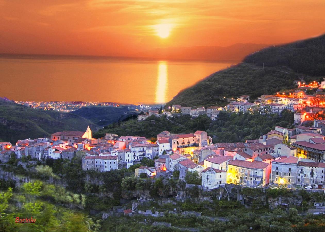 Petracuzza Casa Vacanze Тортора Екстериор снимка